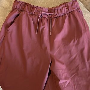 Lululemon pants